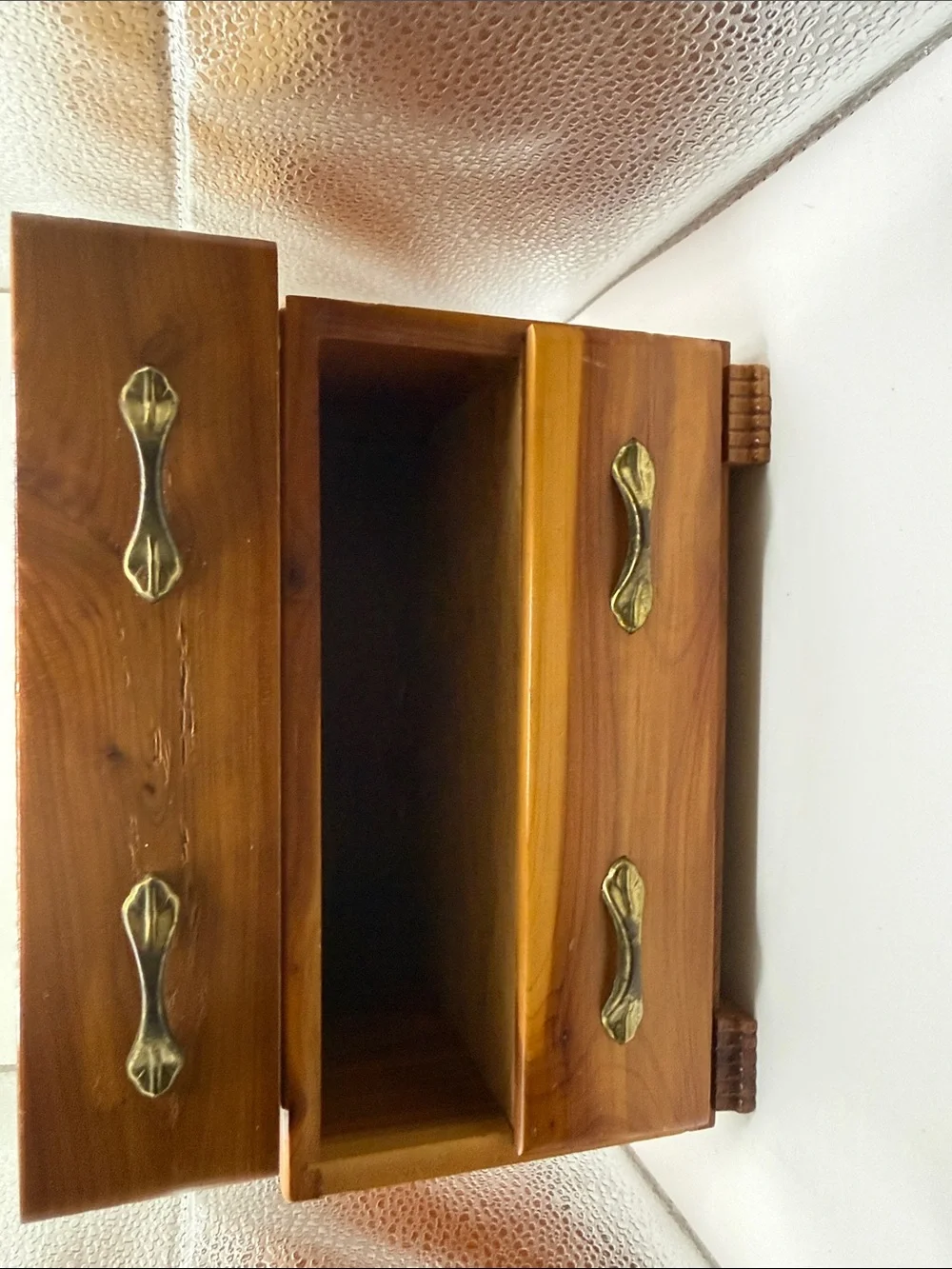 Vtg salesman sample cedar chest features two drawers w/distinctive brass handles
